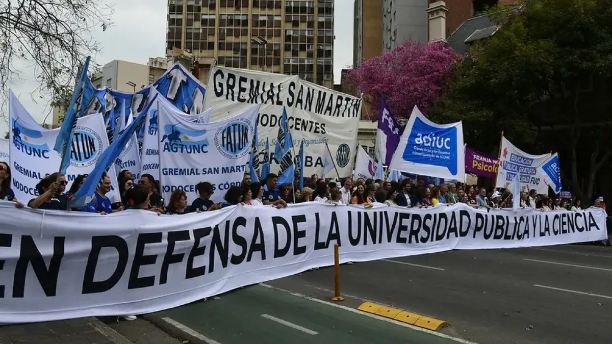 Marcha Federal Universitaria en reclamo por la Ley de Financiamiento