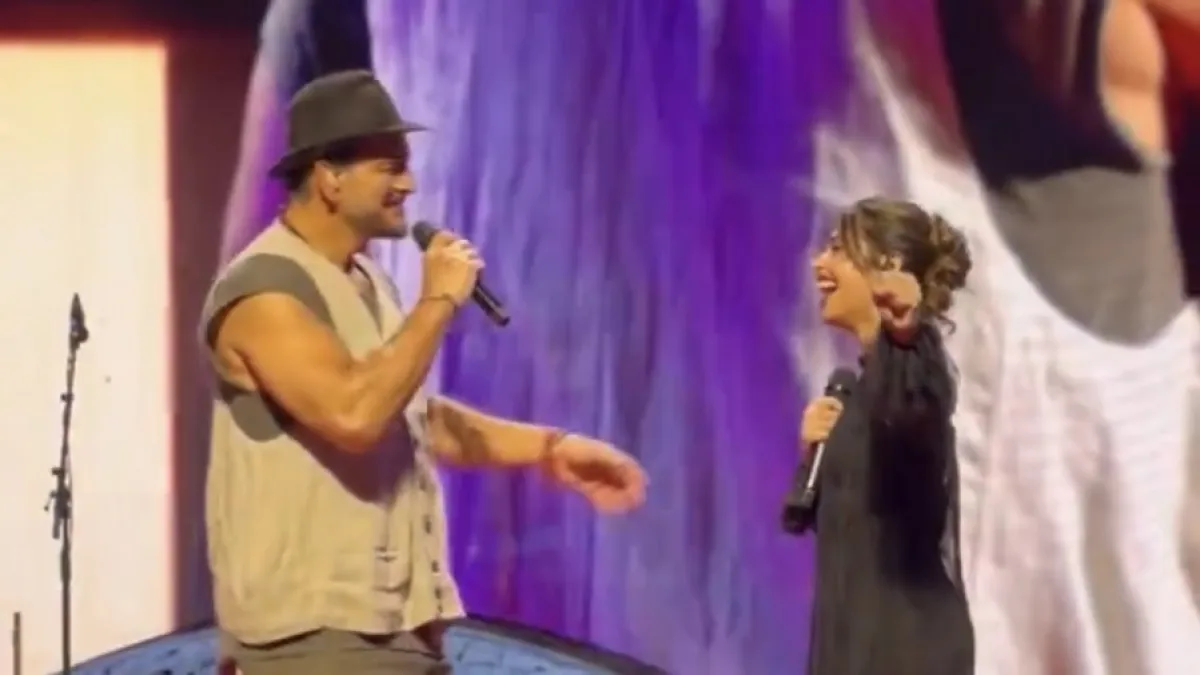 Euge Quevedo cantó con Ricardo Arjona en el Movistar Arena
