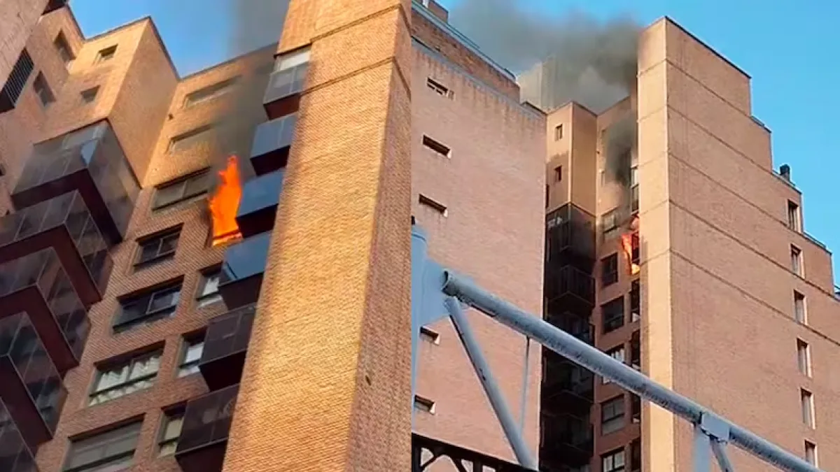 Un incendio se desató en un departamento en pleno centro de Córdoba